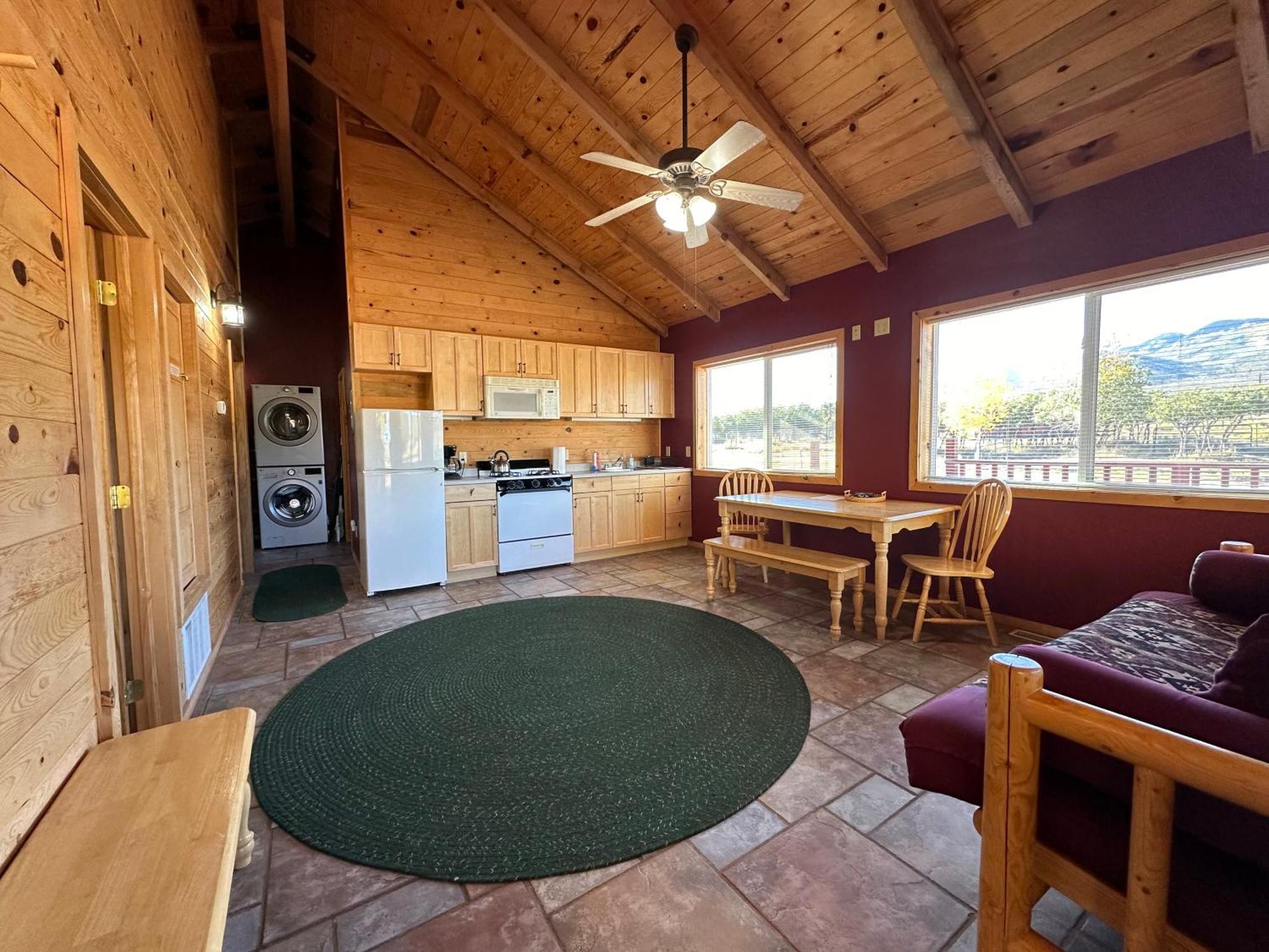 Mount Peale Country Inn La Sal Εξωτερικό φωτογραφία